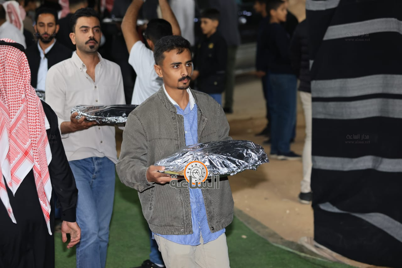 Madar Al-Saa Images 0.9365469768520209