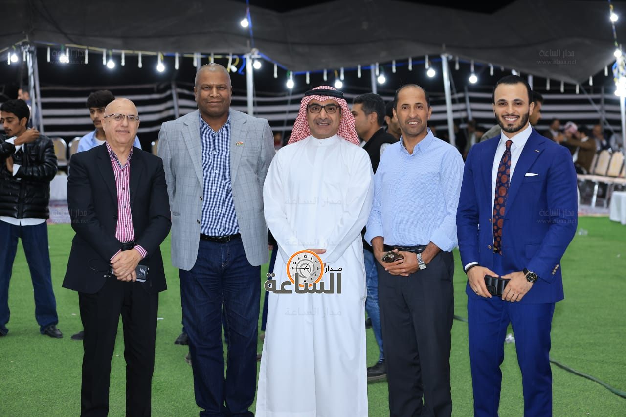 Madar Al-Saa Images 0.5057179808295098