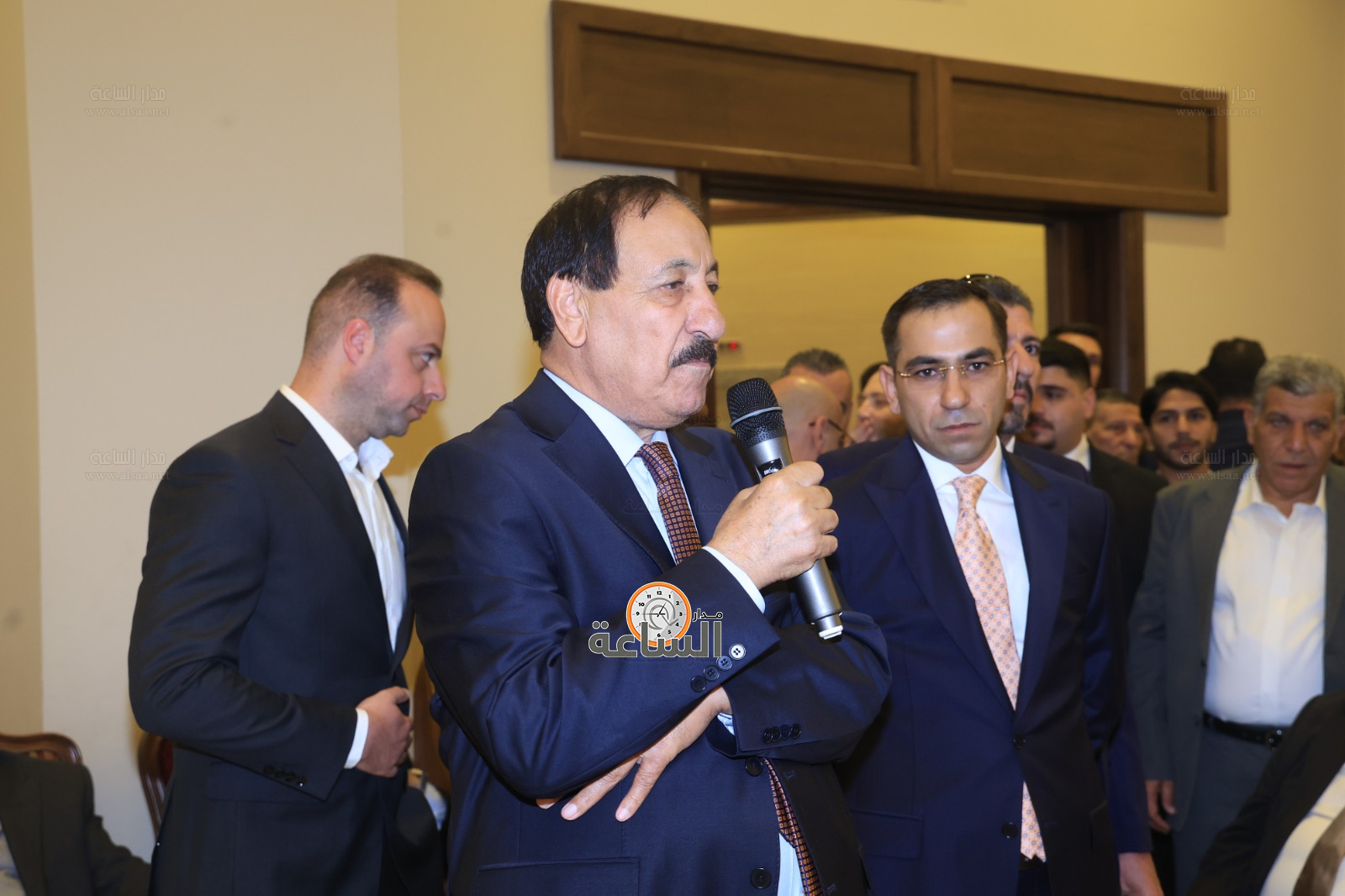 Madar Al-Saa Images 0.3352752683497413