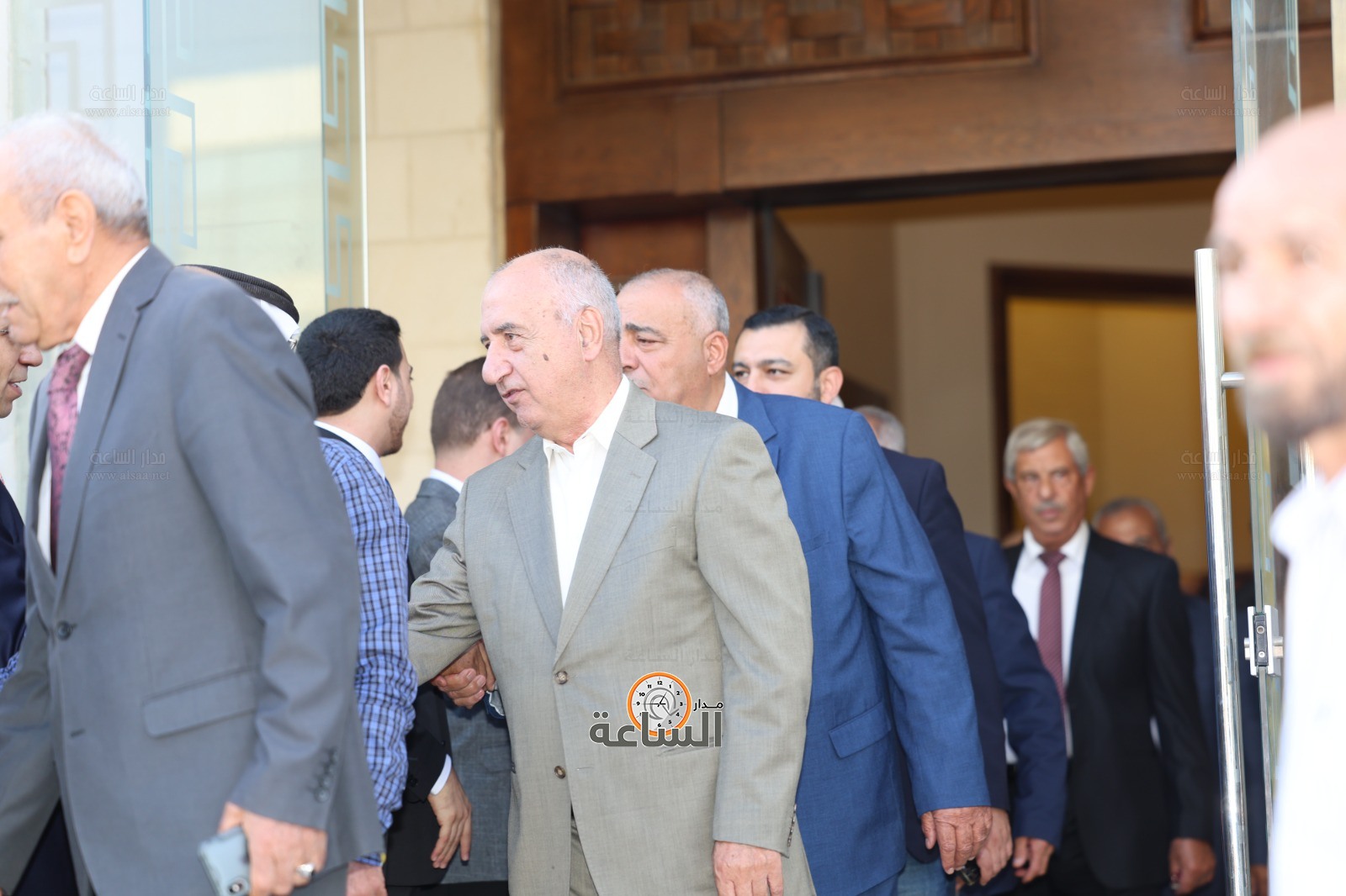 Madar Al-Saa Images 0.11424959475174734