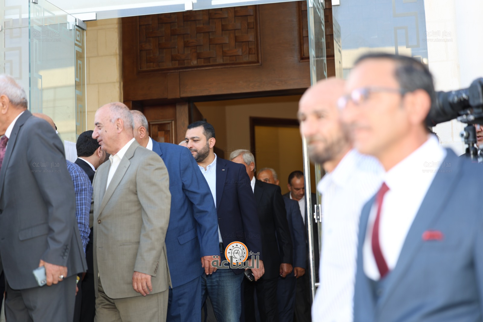 Madar Al-Saa Images 0.5139618286746896