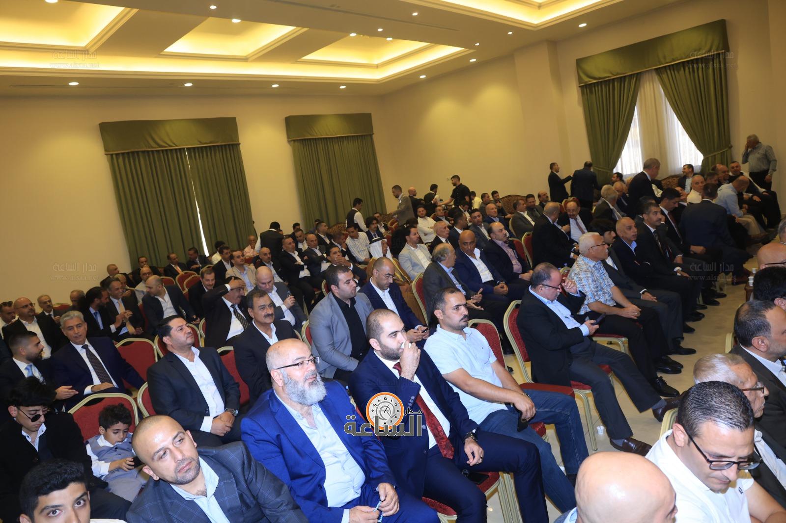 Madar Al-Saa Images 0.37810192747866045