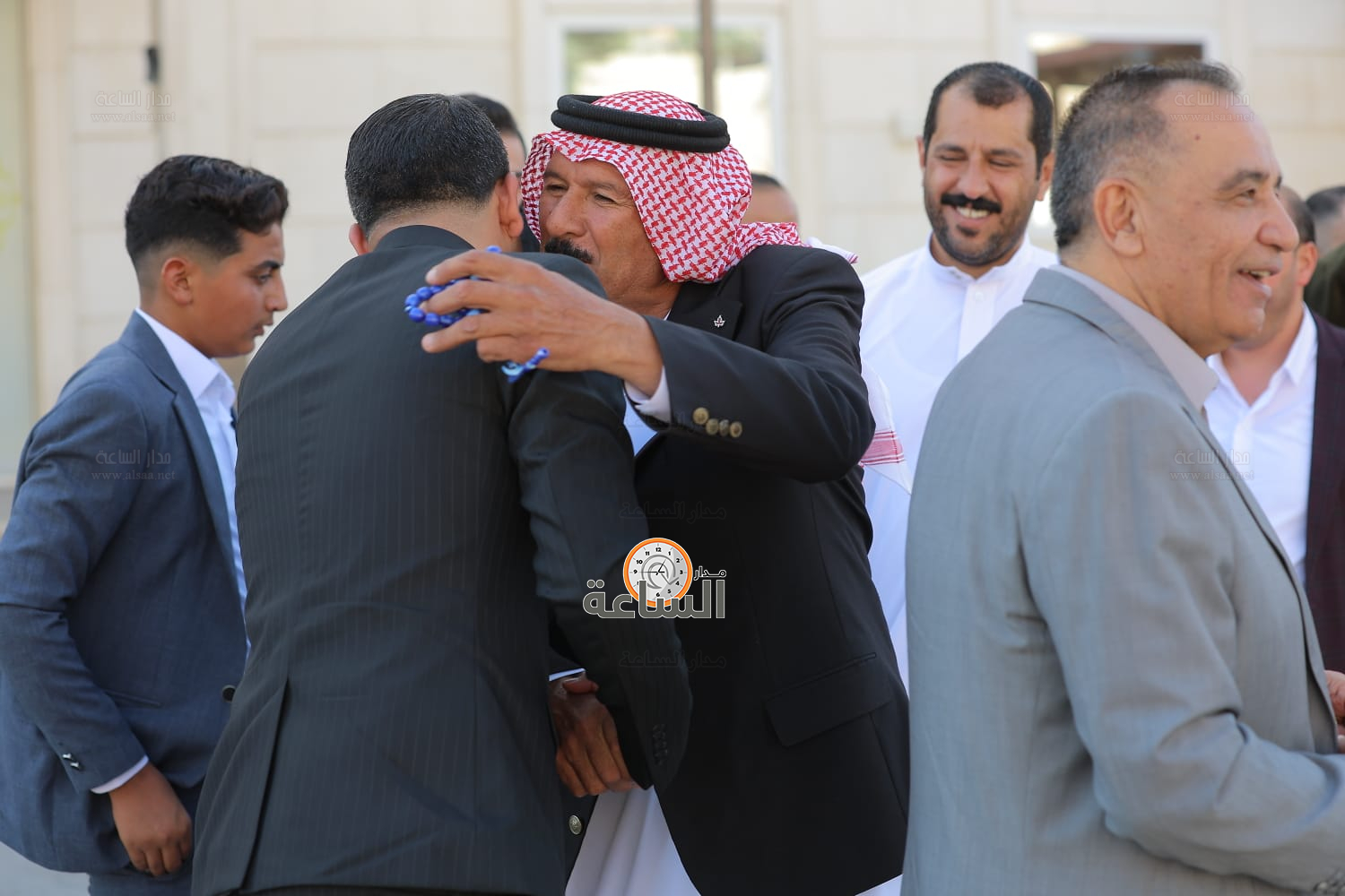 Madar Al-Saa Images 0.8316825043211784