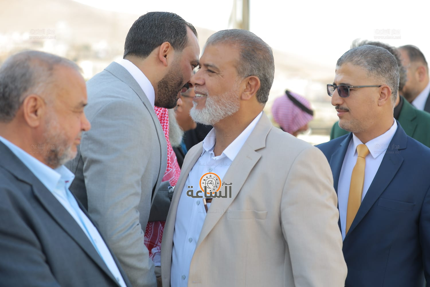 Madar Al-Saa Images 0.31899722337303216