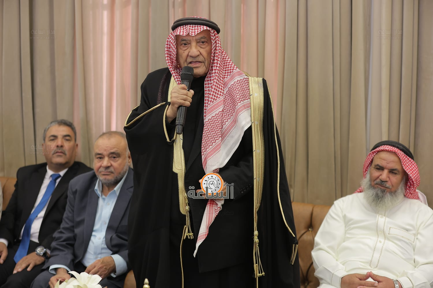 Madar Al-Saa Images 0.8428830865945824