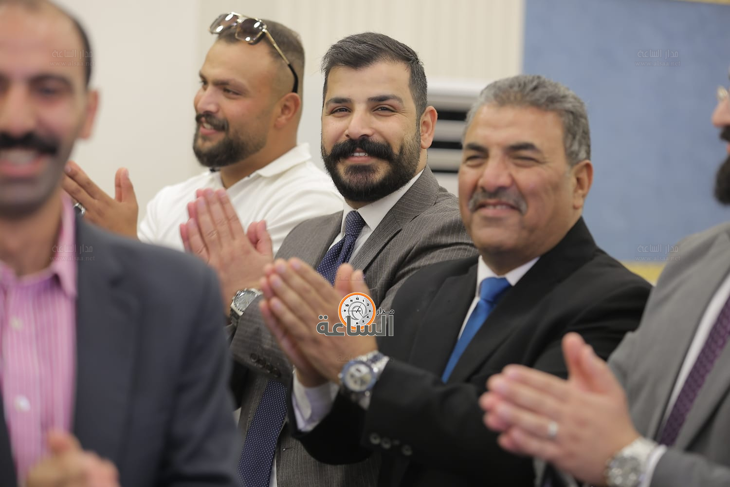 Madar Al-Saa Images 0.10799740610536357