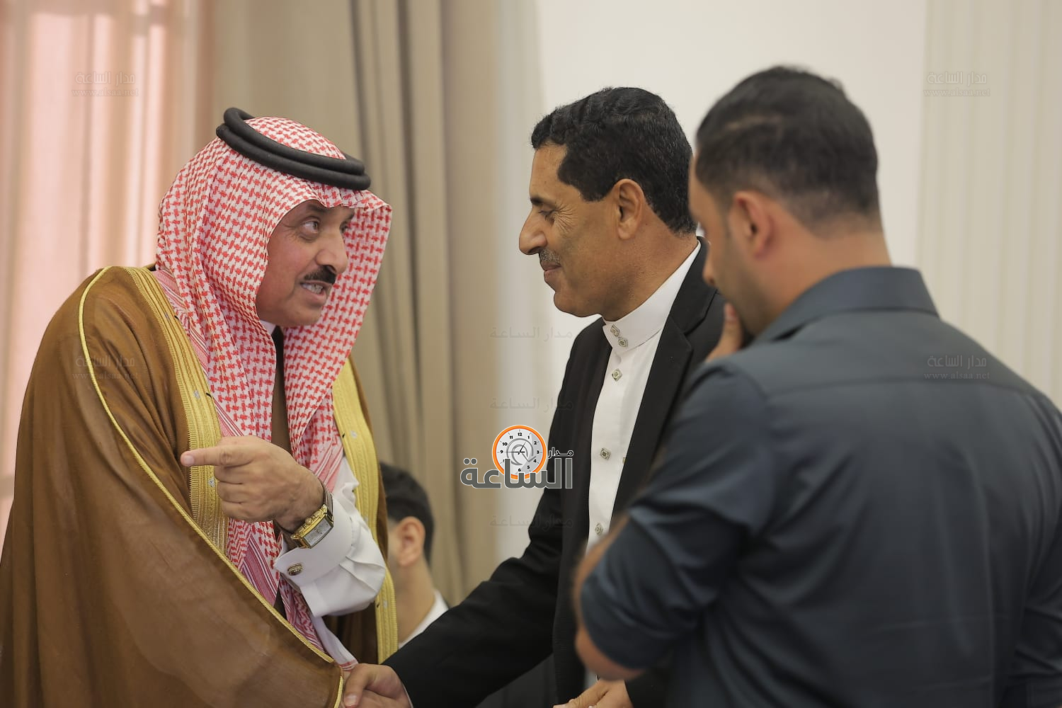 Madar Al-Saa Images 0.08221243643762965