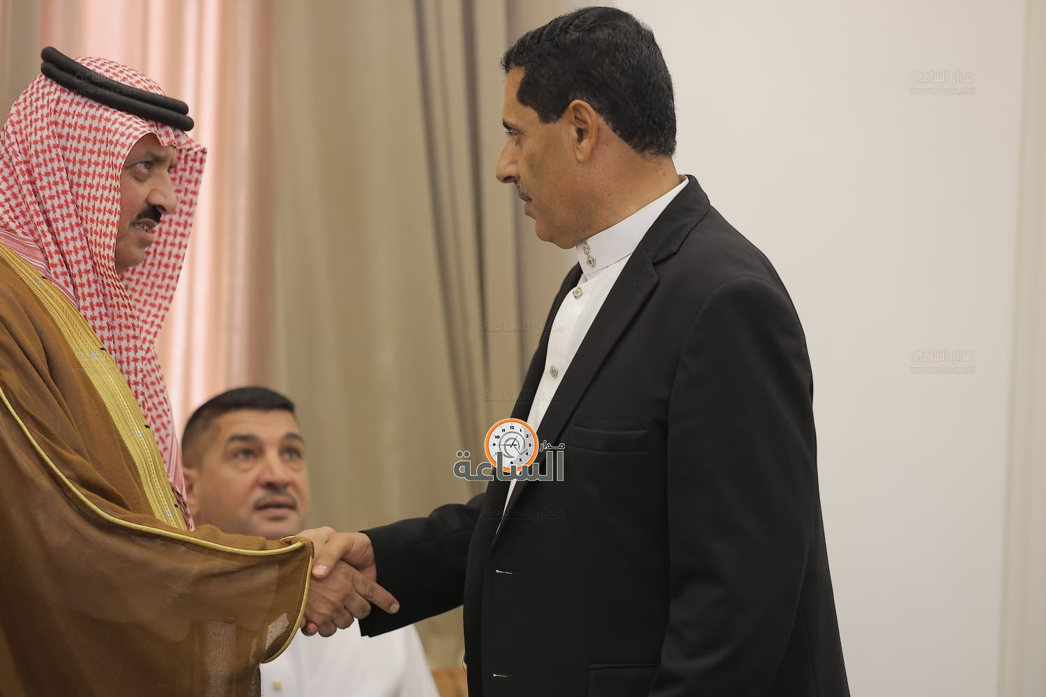 Madar Al-Saa Images 0.7057666593048545