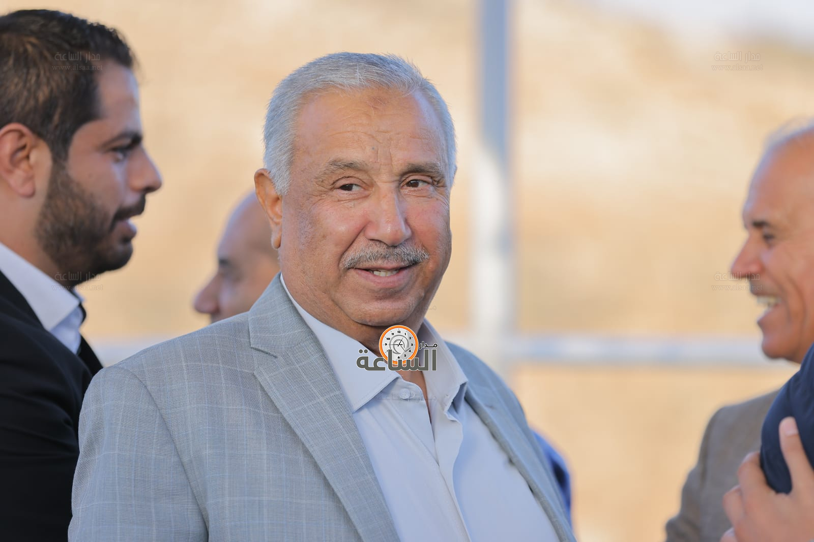 Madar Al-Saa Images 0.44816708676442596