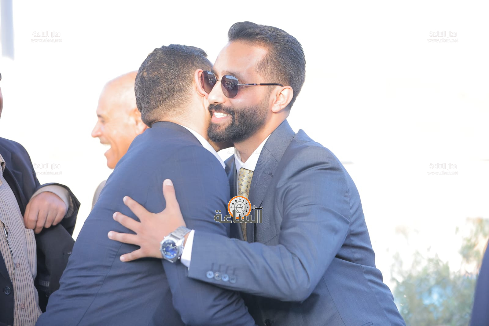 Madar Al-Saa Images 0.39411469612845695