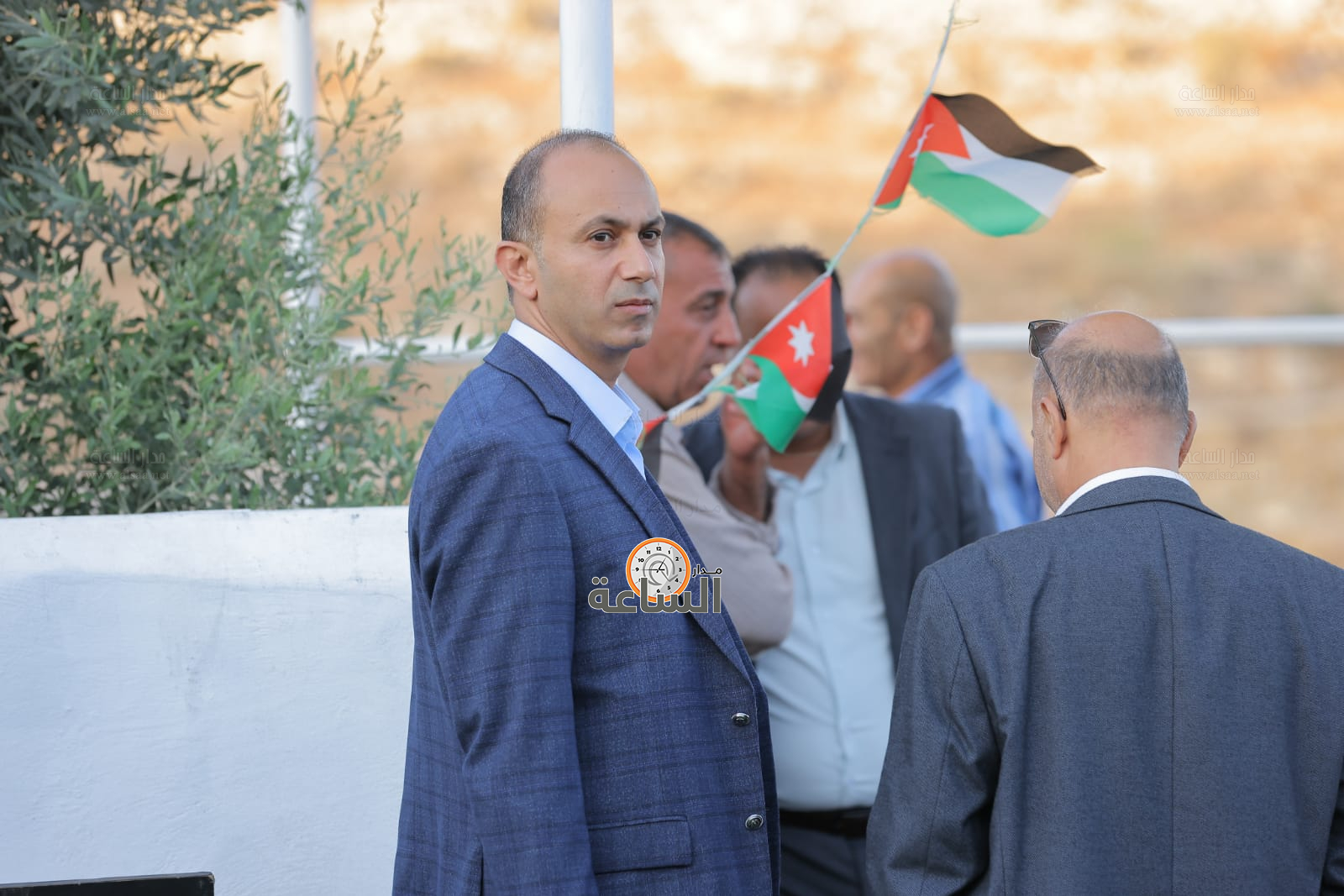 Madar Al-Saa Images 0.44117928803059137