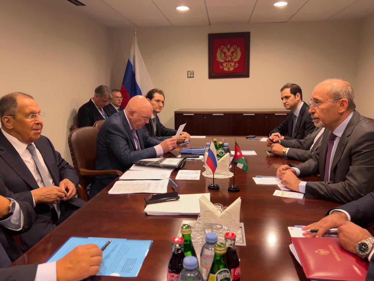 Madar Al-Saa Images 0.9961904473912191