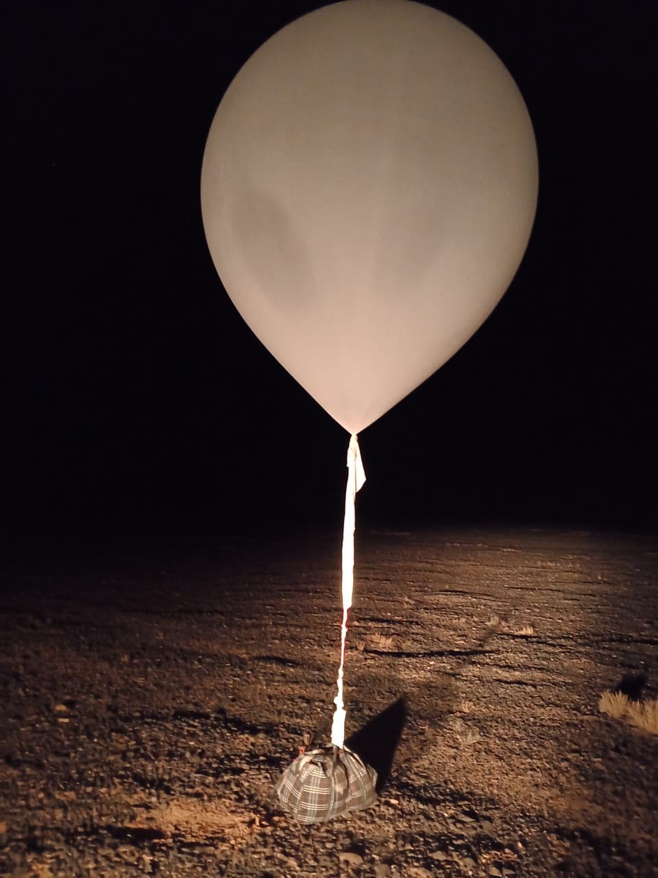 Madar Al-Saa Images 0.04320728088076986