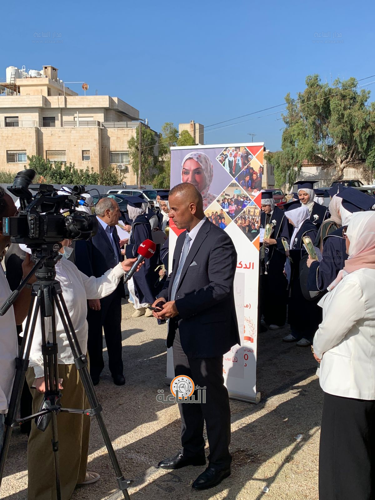 Madar Al-Saa Images 0.0996668545725885