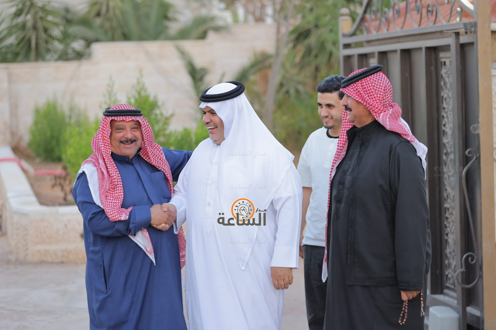 Madar Al-Saa Images 0.04151277367240358