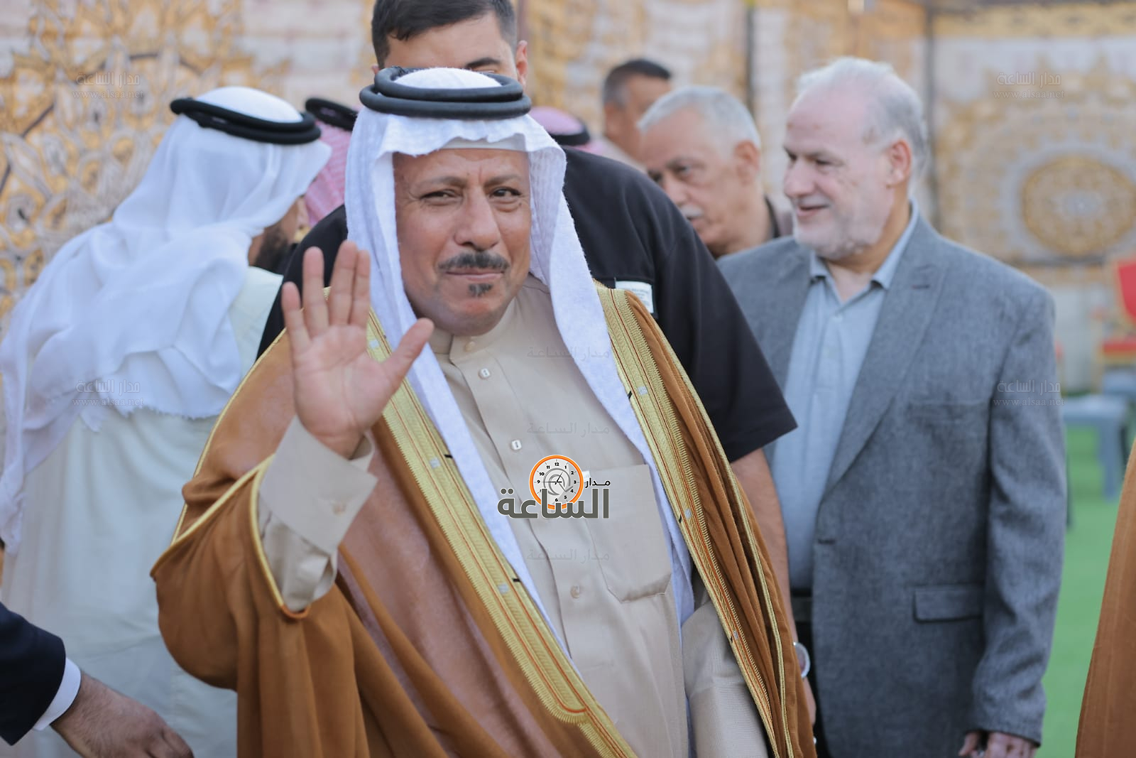 Madar Al-Saa Images 0.5863228050158756