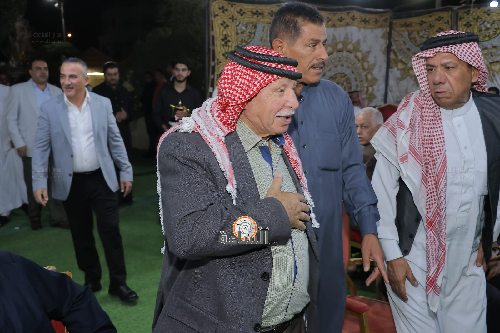 Madar Al-Saa Images 0.024441352217320356