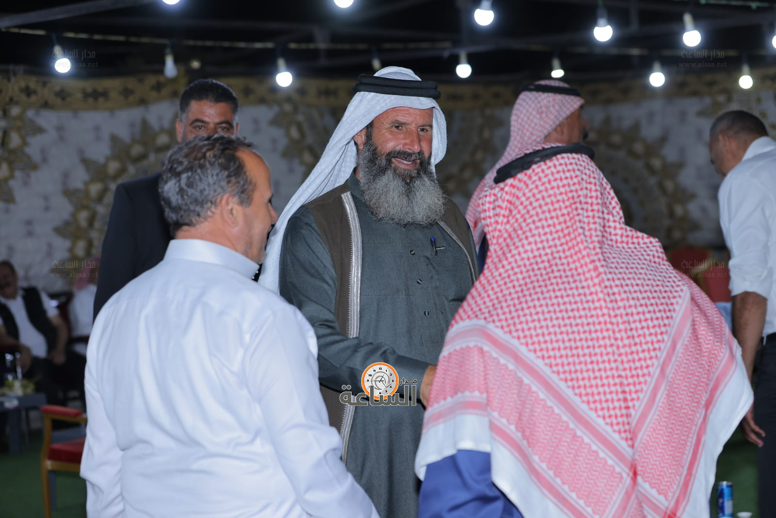 Madar Al-Saa Images 0.3637803455210873