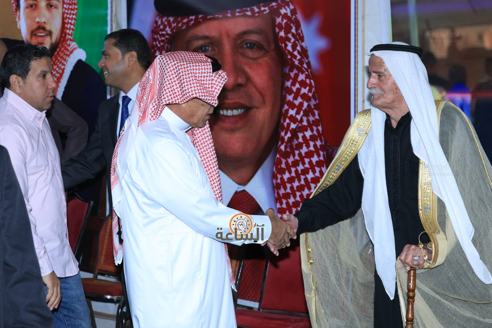 Madar Al-Saa Images 0.734046910470912