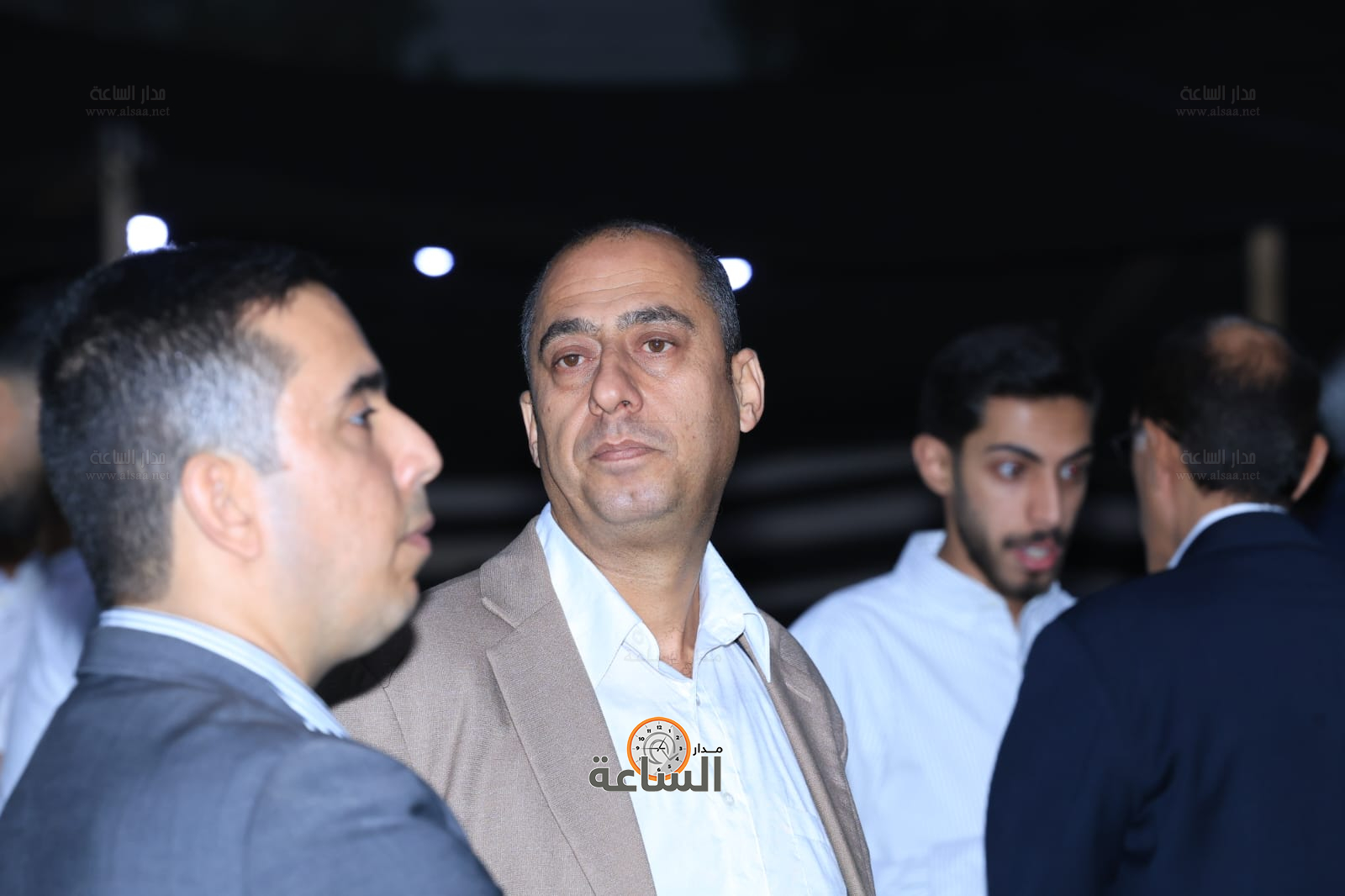 Madar Al-Saa Images 0.09839546449897973