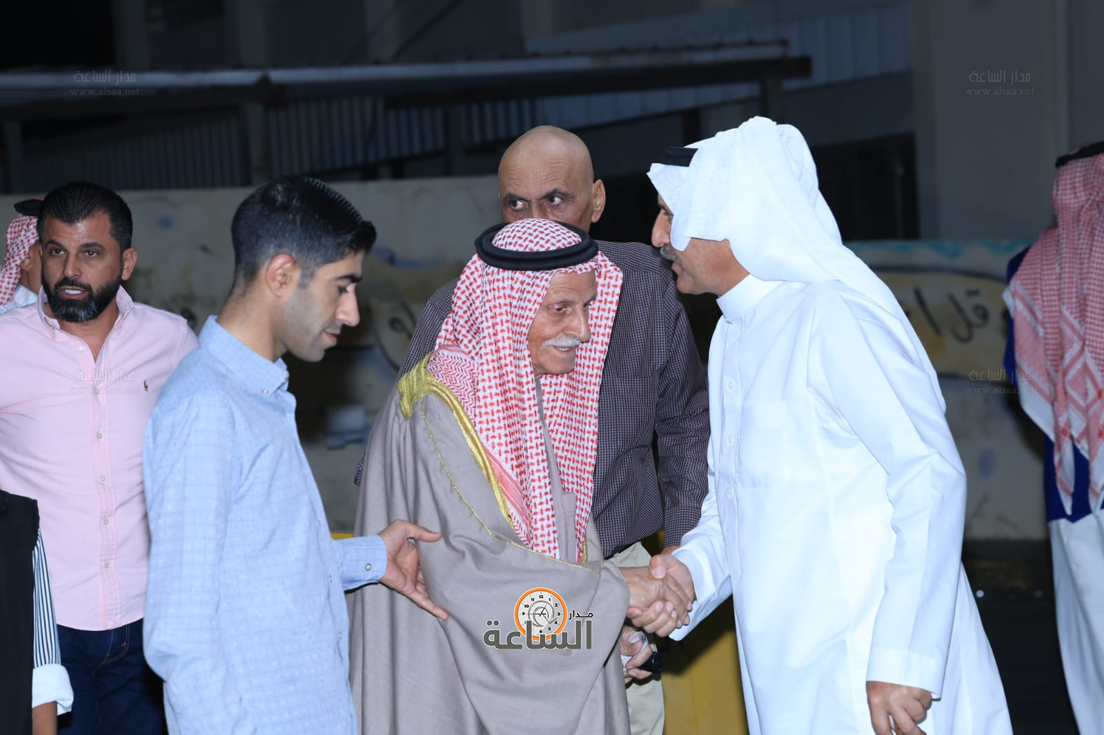 Madar Al-Saa Images 0.05651621513820837