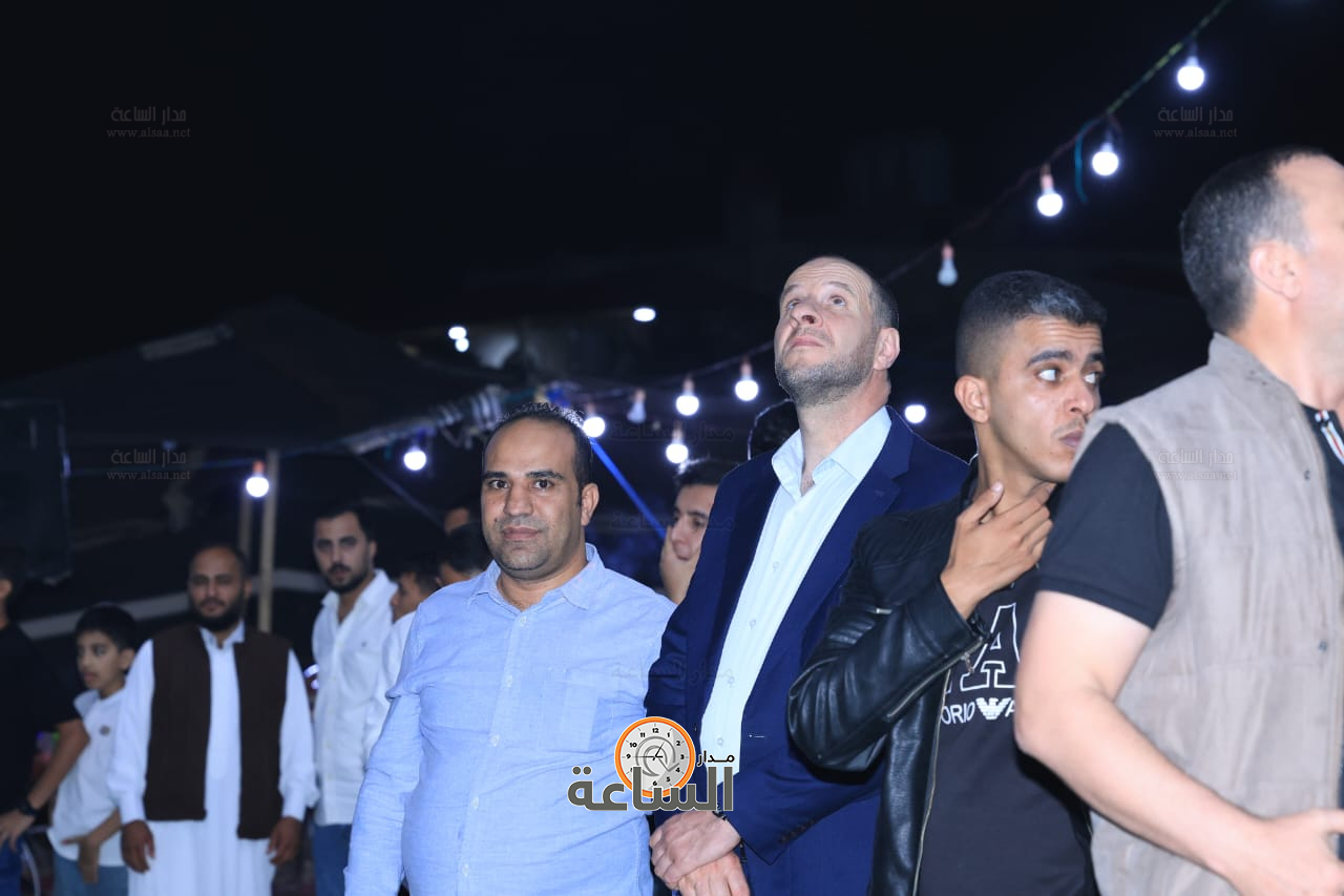 Madar Al-Saa Images 0.148014373284709