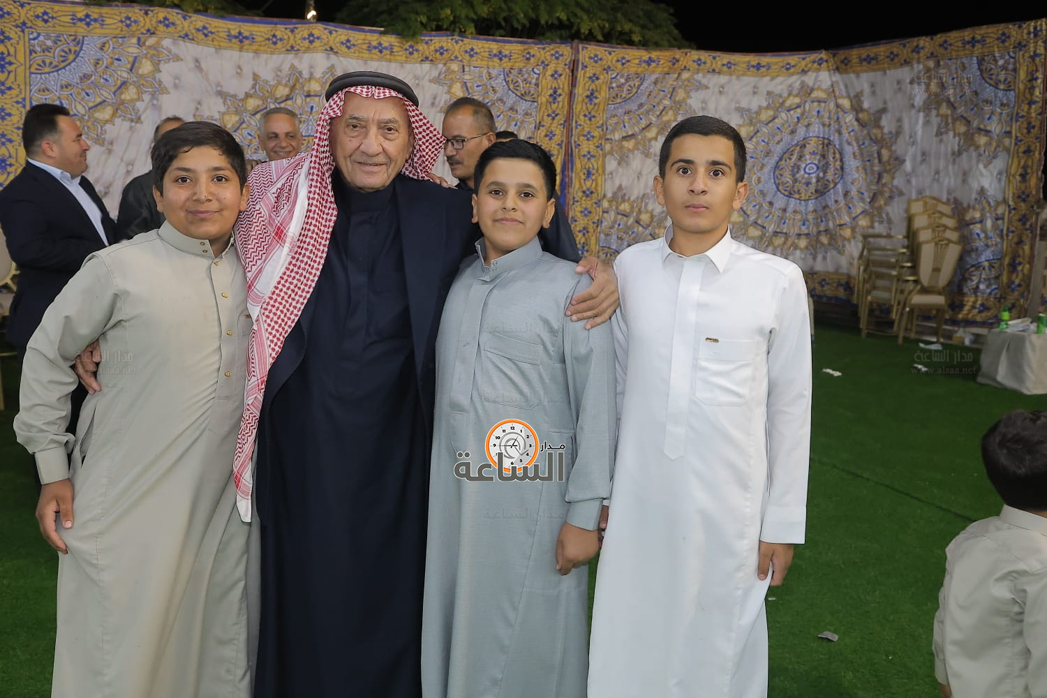 Madar Al-Saa Images 0.8011430513320706