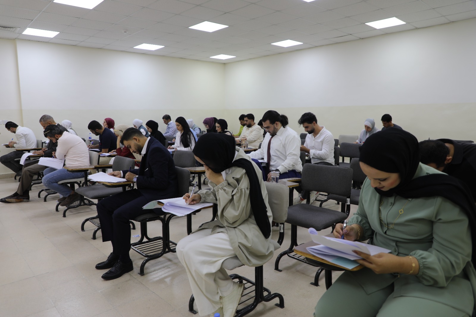 Madar Al-Saa Images 0.9049465606267797