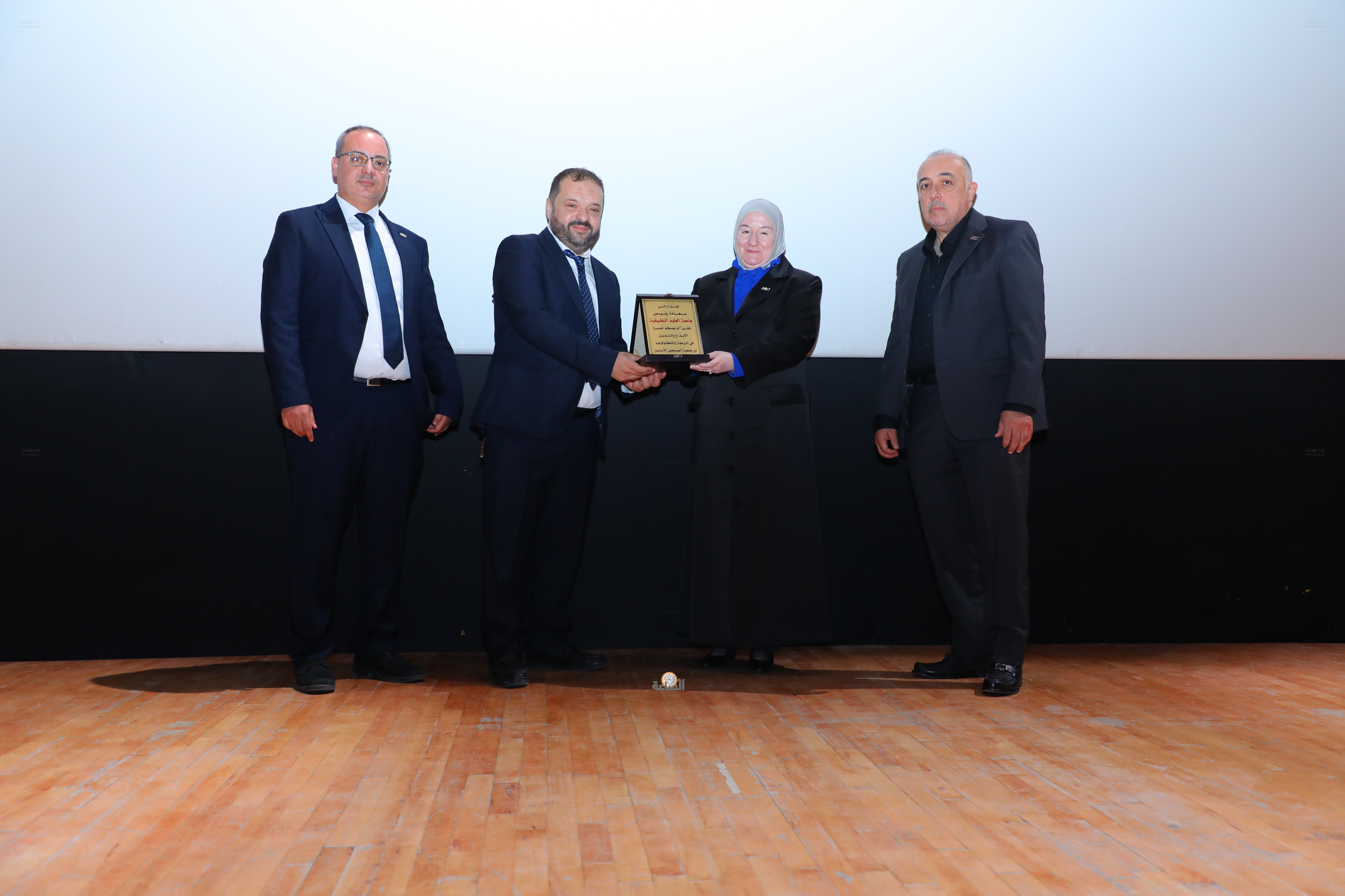 Madar Al-Saa Images 0.68489531975843