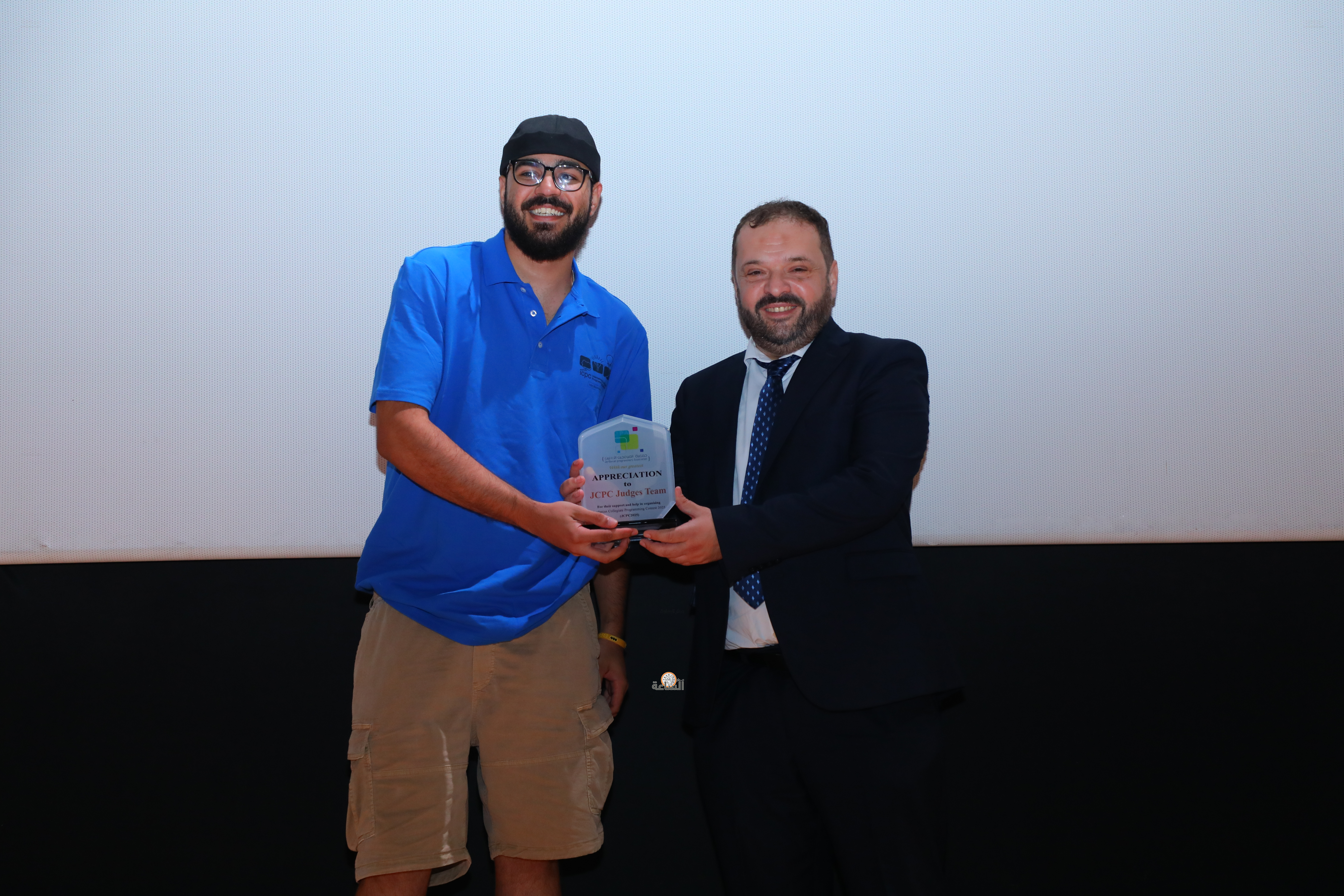 Madar Al-Saa Images 0.8512611528418182