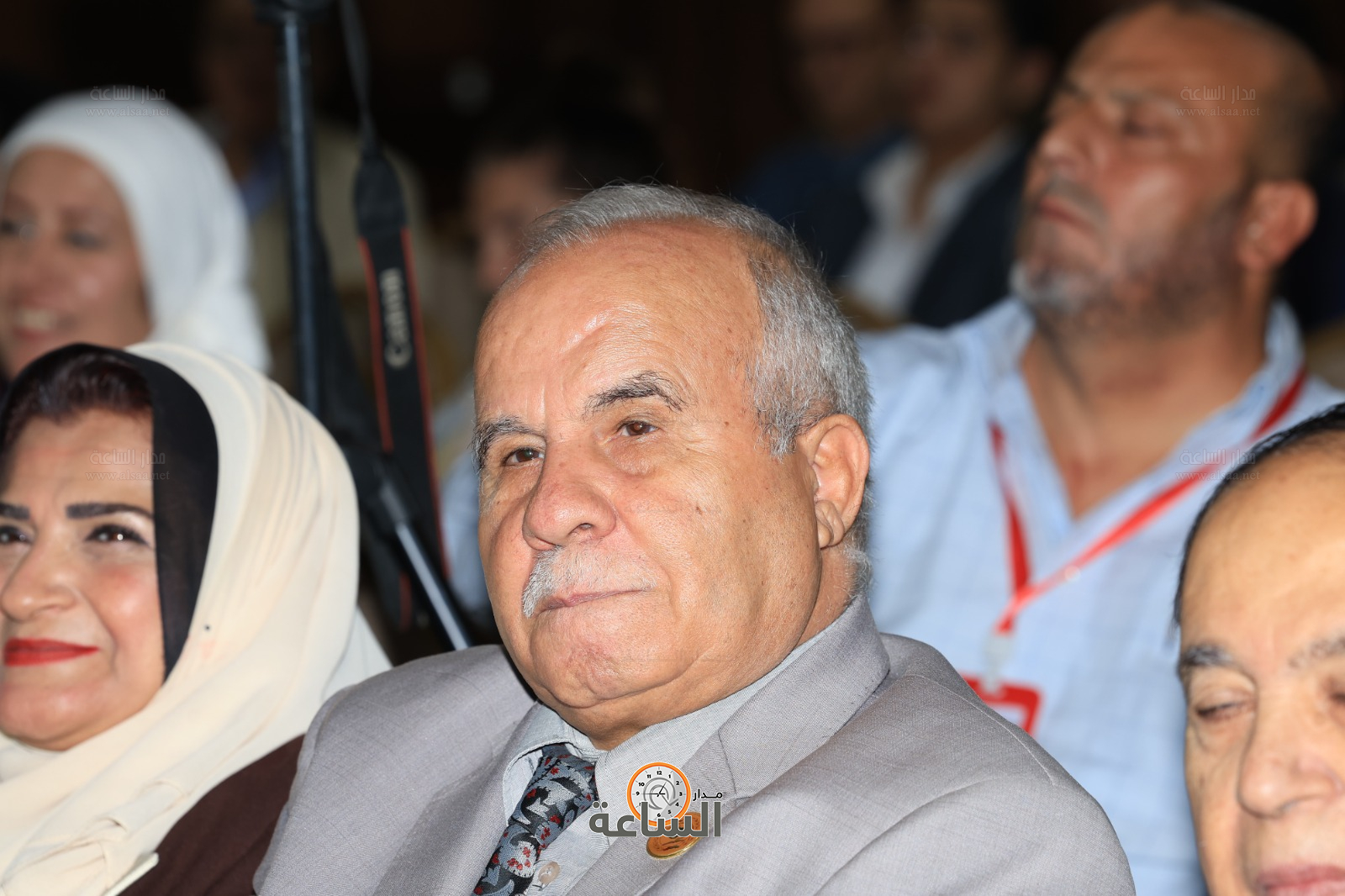 Madar Al-Saa Images 0.574842442084903