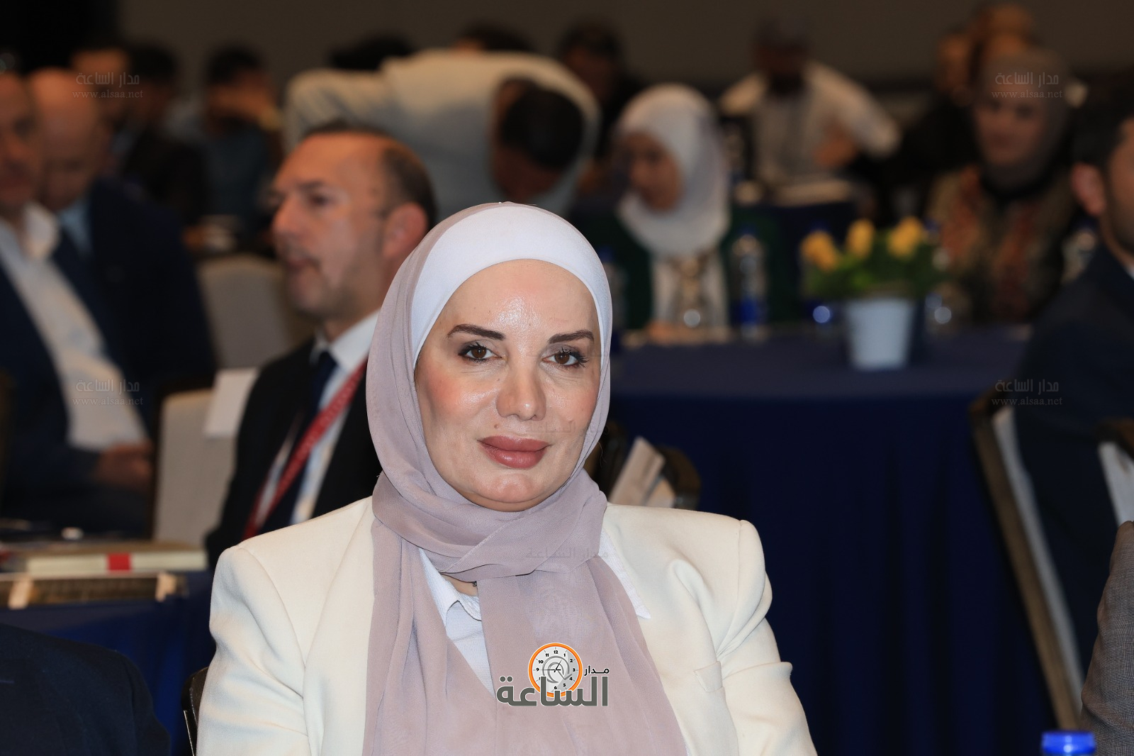 Madar Al-Saa Images 0.7417780277207126