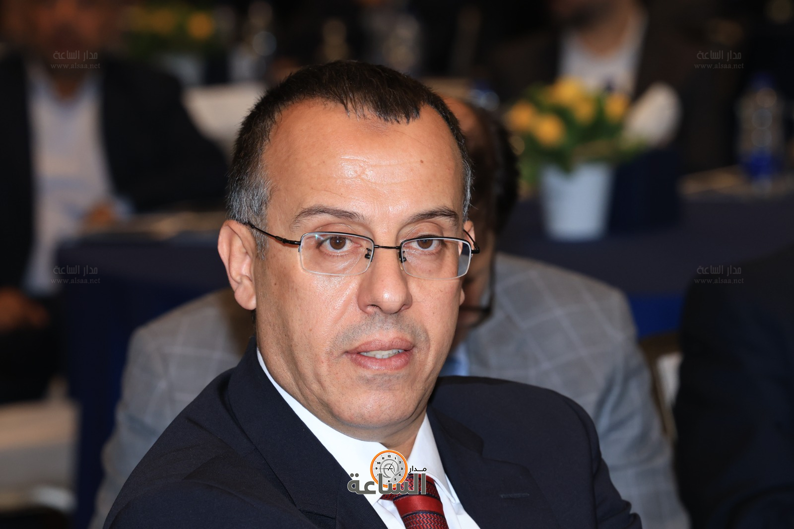 Madar Al-Saa Images 0.595431090816942