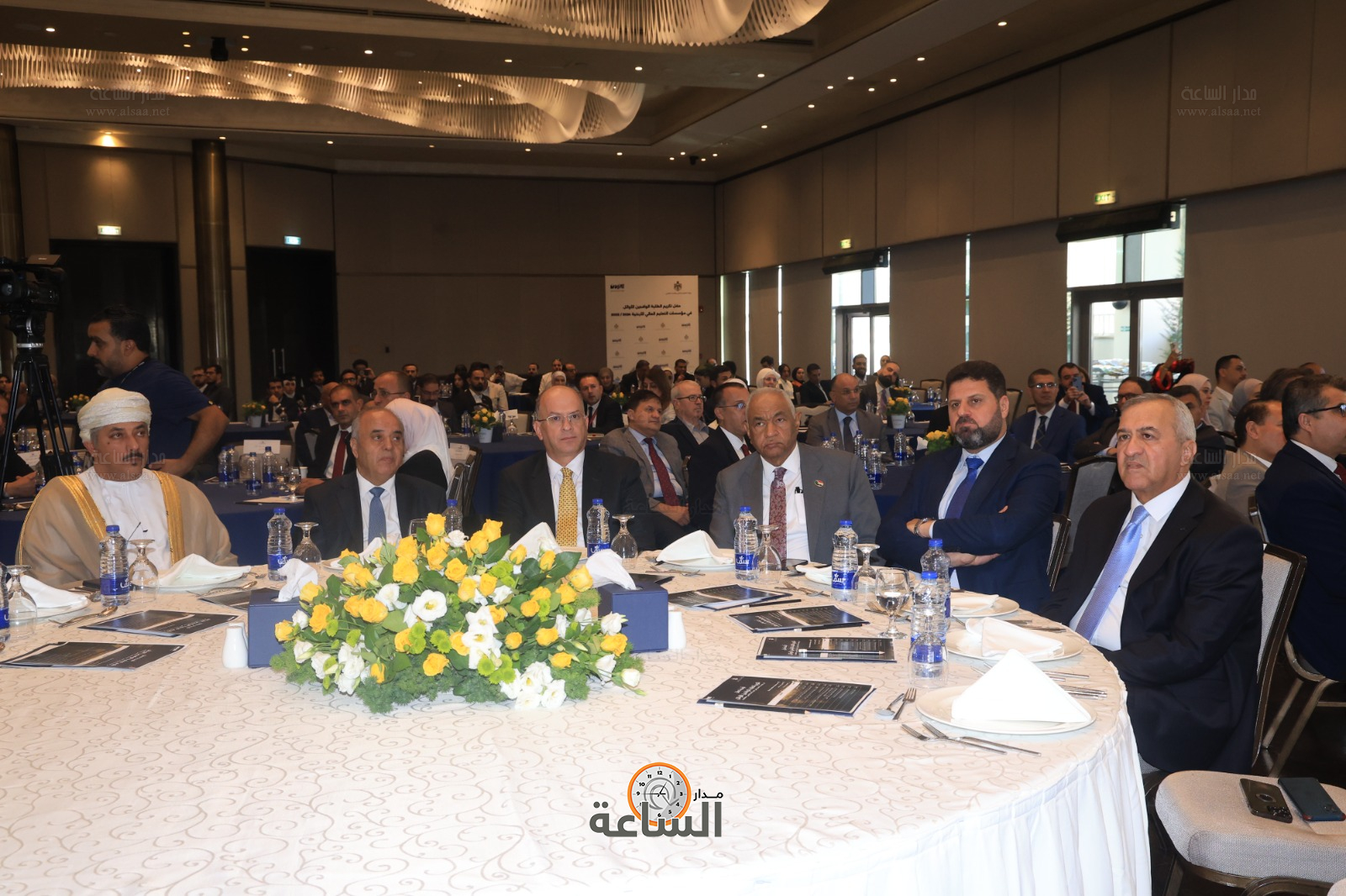 Madar Al-Saa Images 0.09917706547907068