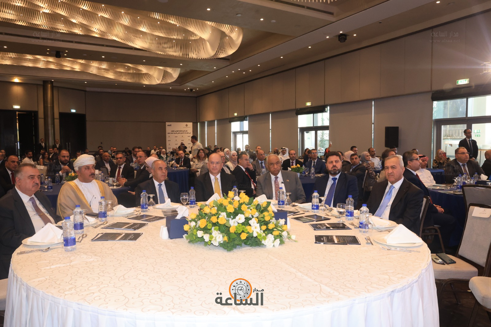 Madar Al-Saa Images 0.7818323442993665