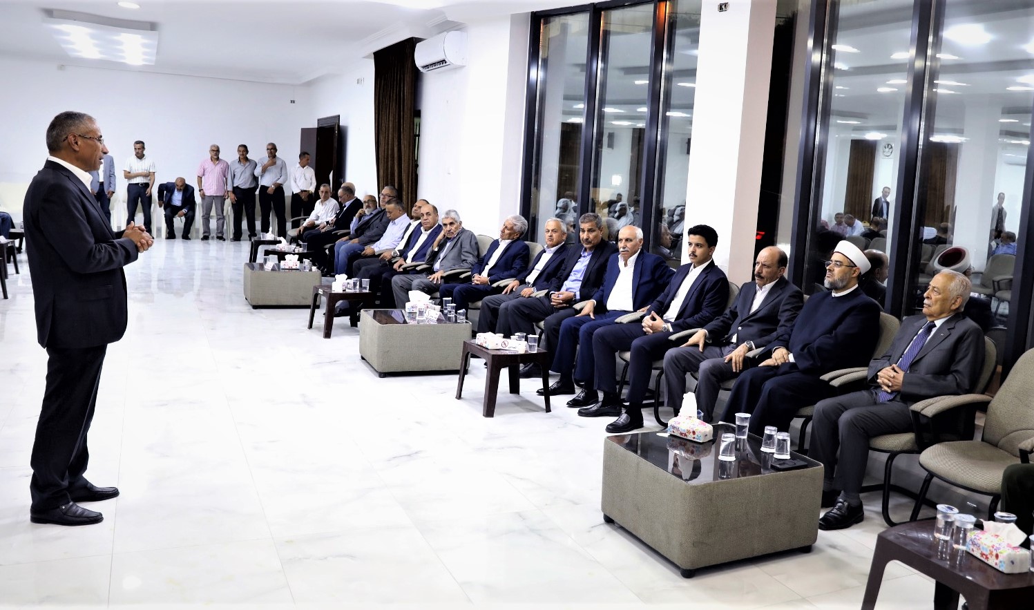 Madar Al-Saa Images 0.41519299817743427