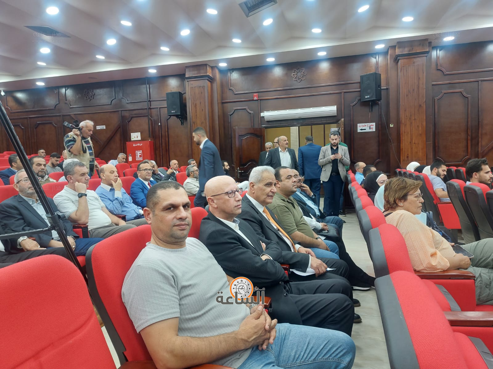 Madar Al-Saa Images 0.4078728925903685