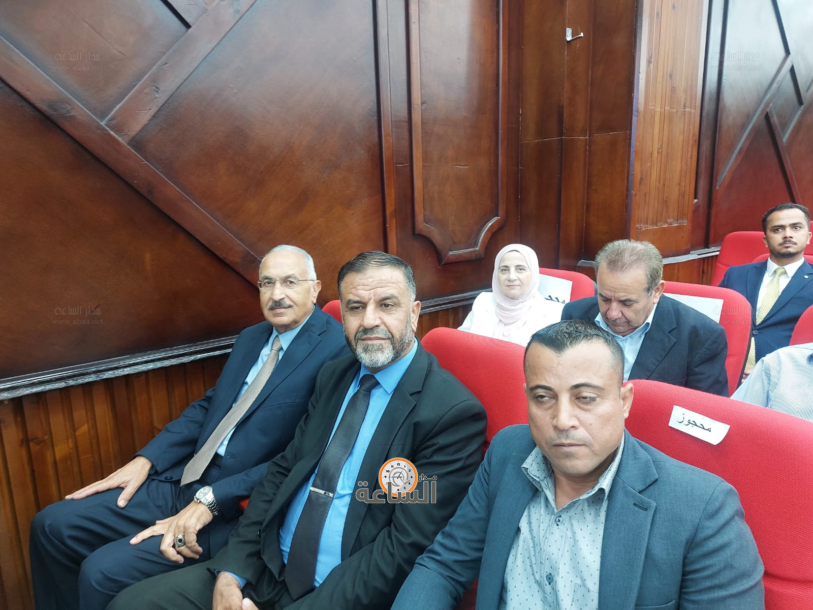 Madar Al-Saa Images 0.6151573616591087