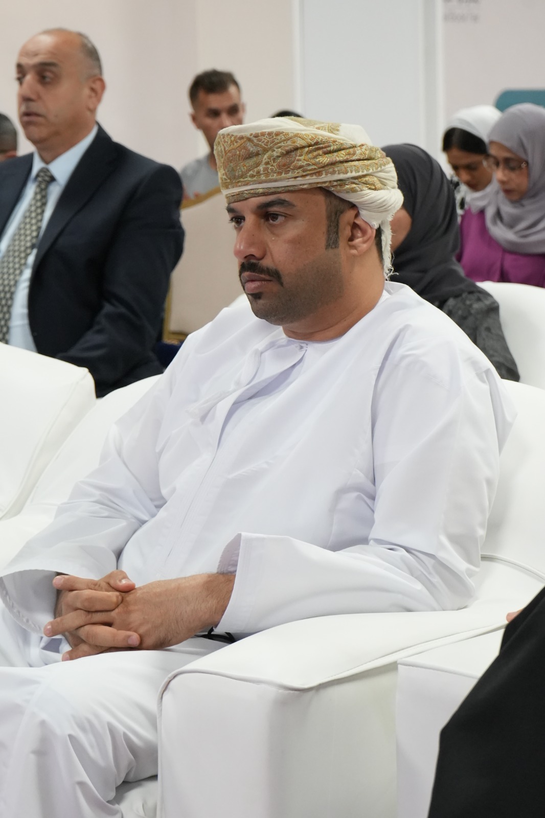 Madar Al-Saa Images 0.18336505581636697