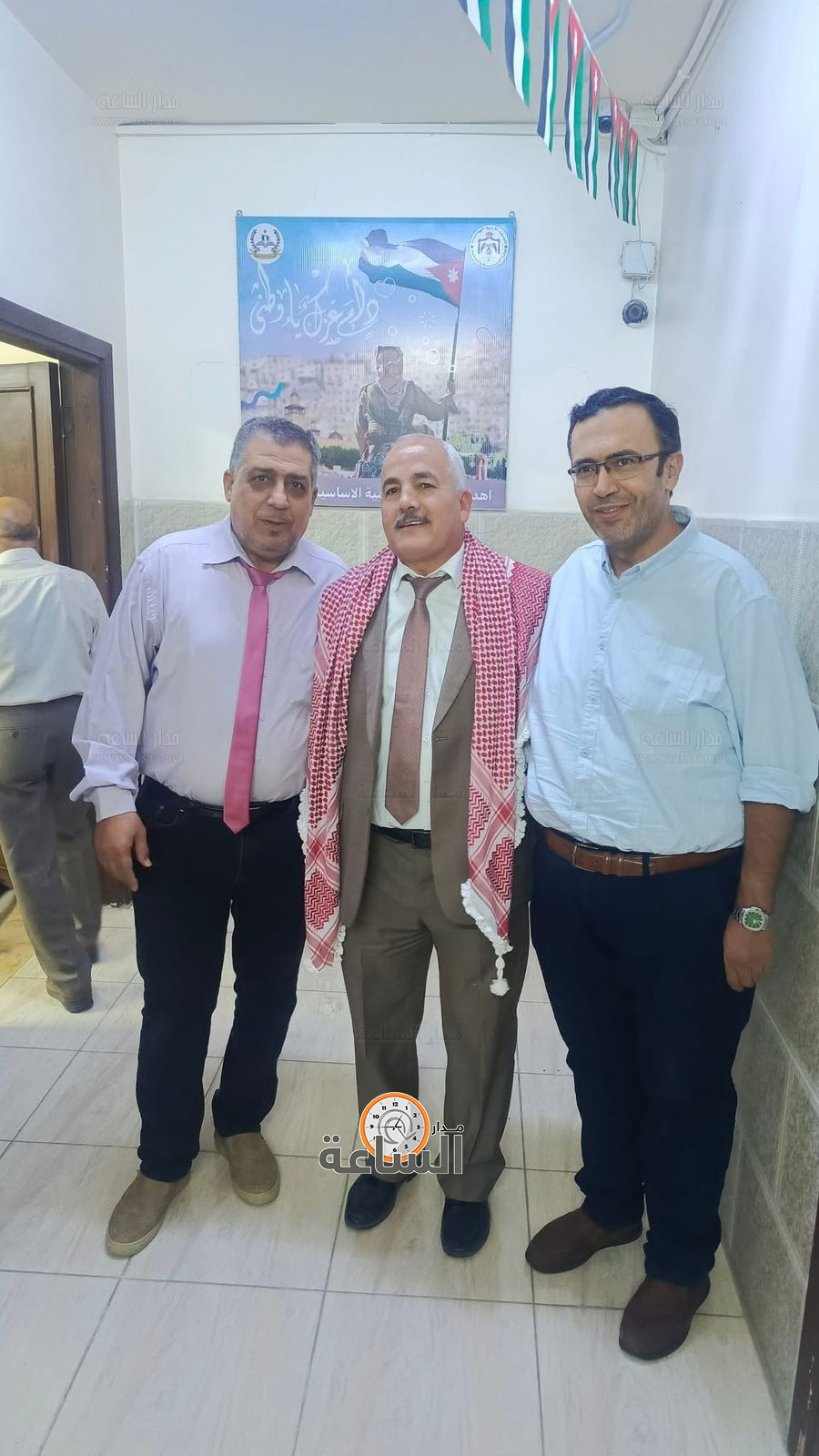 Madar Al-Saa Images 0.7511961950777222