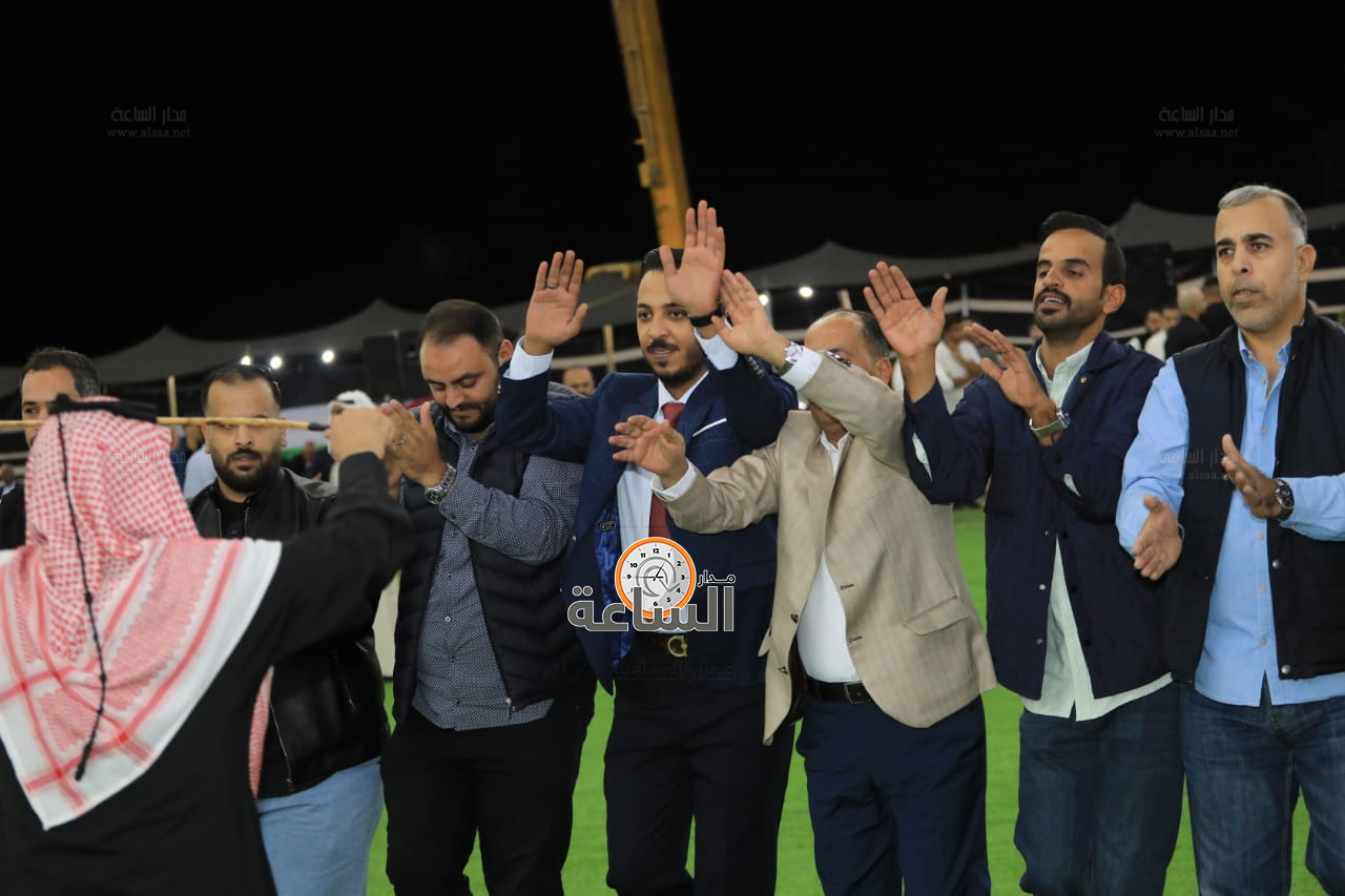 Madar Al-Saa Images 0.8012695686932485