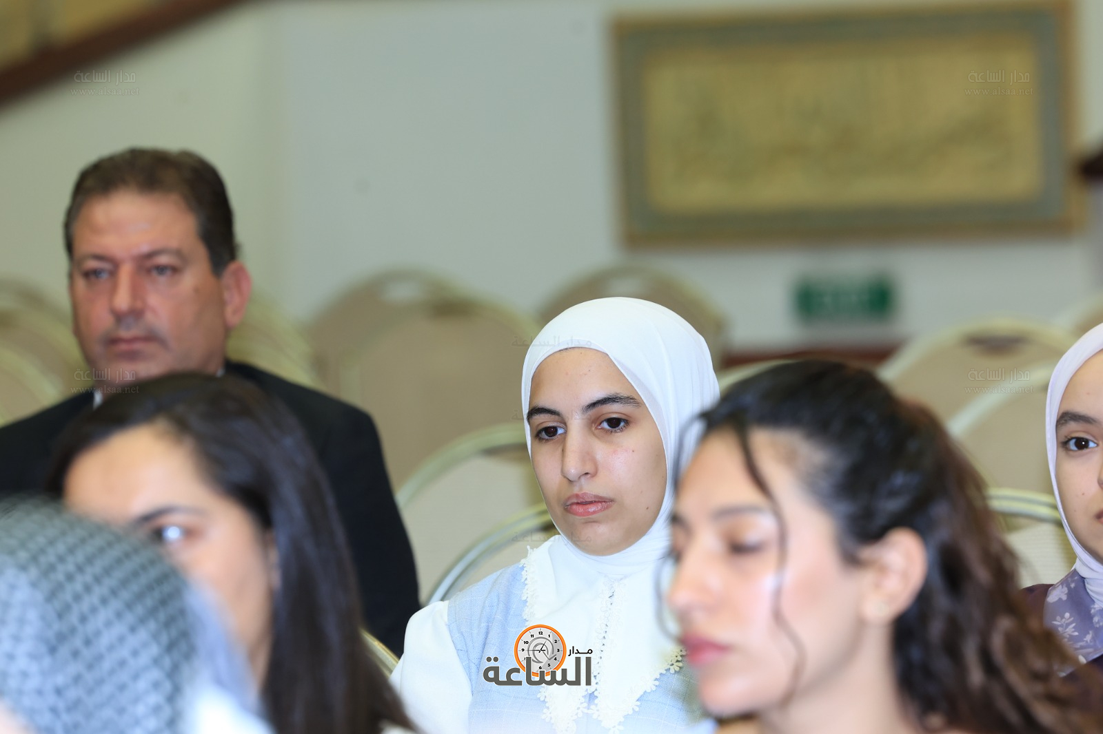 Madar Al-Saa Images 0.9986346105263202