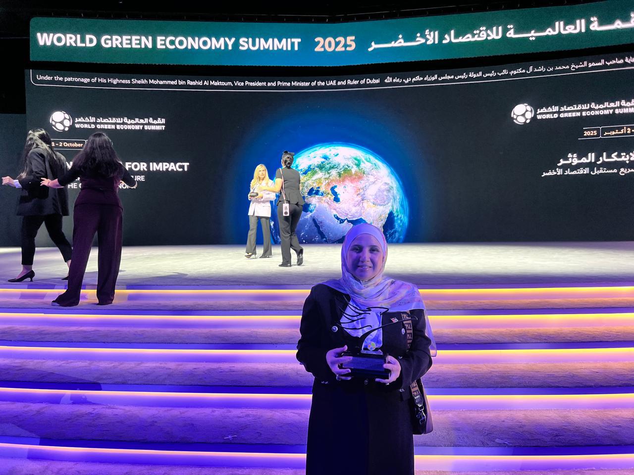 Madar Al-Saa Images 0.6169587962319923