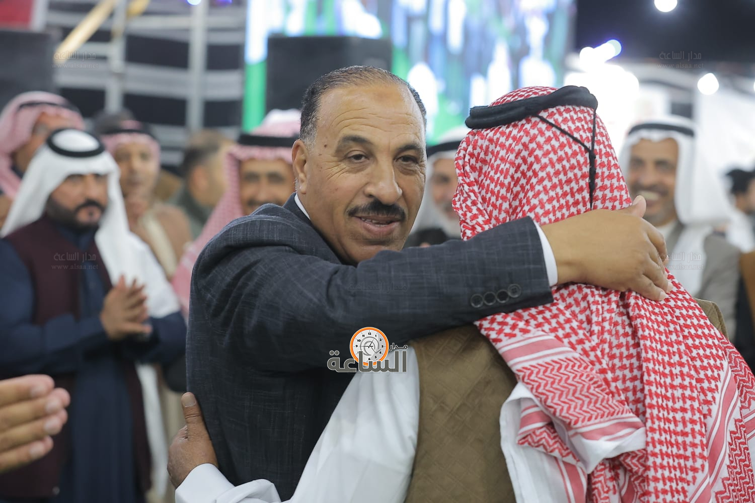 Madar Al-Saa Images 0.3105110671101392