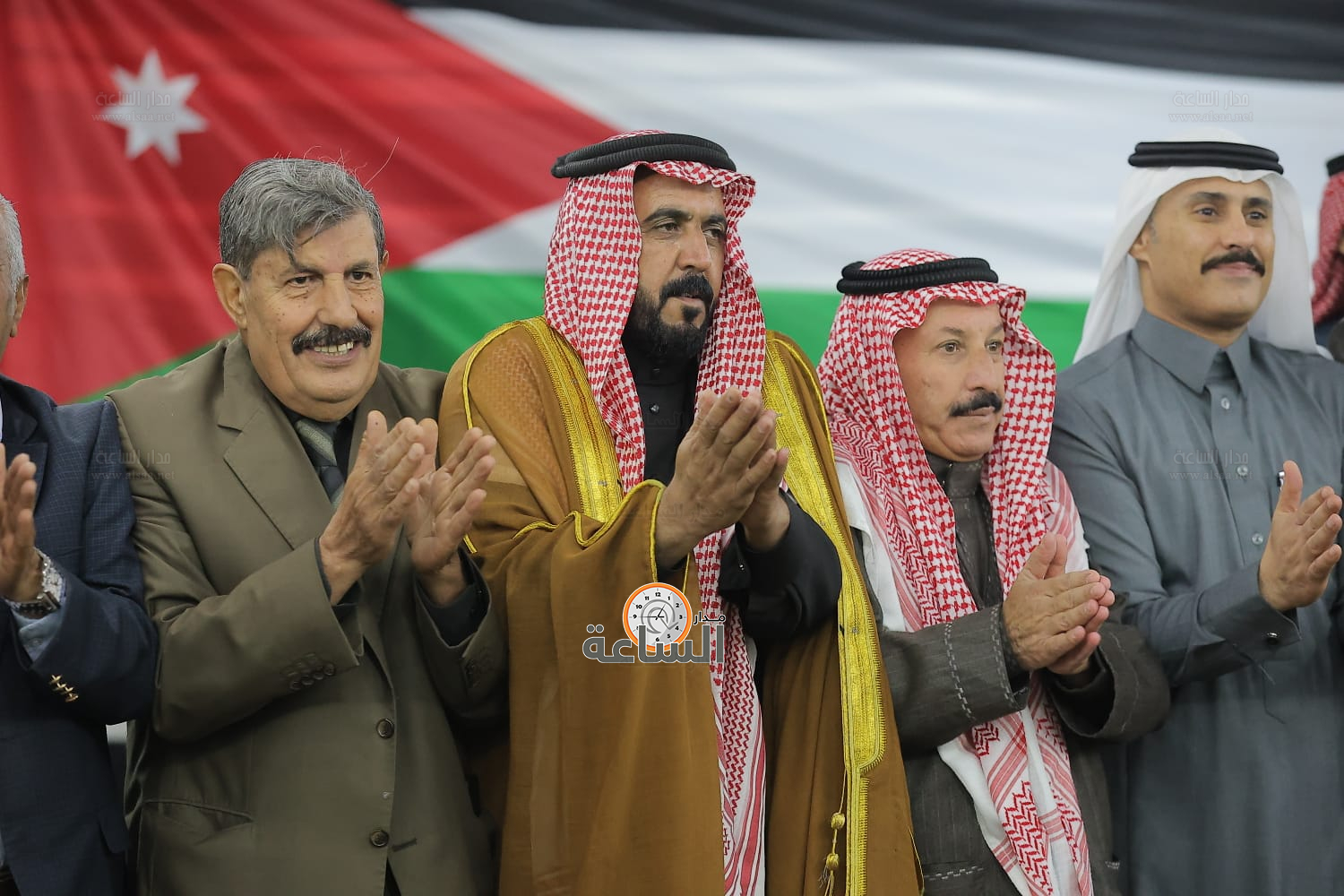 Madar Al-Saa Images 0.19934932874525557