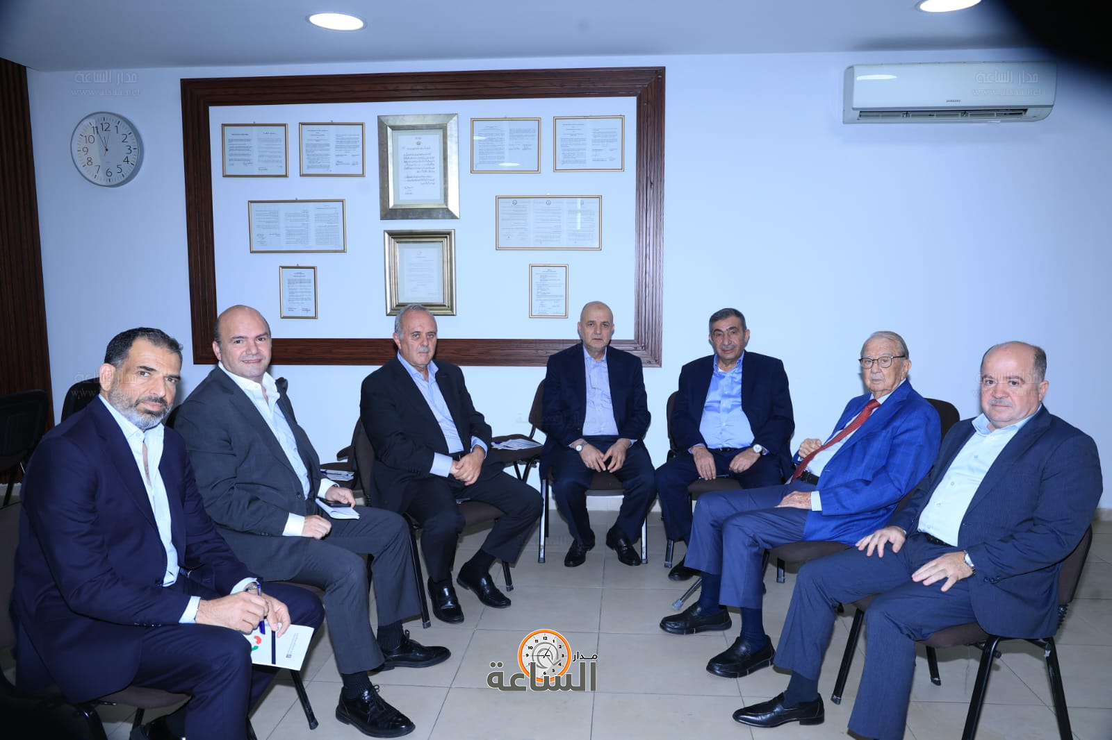 Madar Al-Saa Images 0.3771529743144493