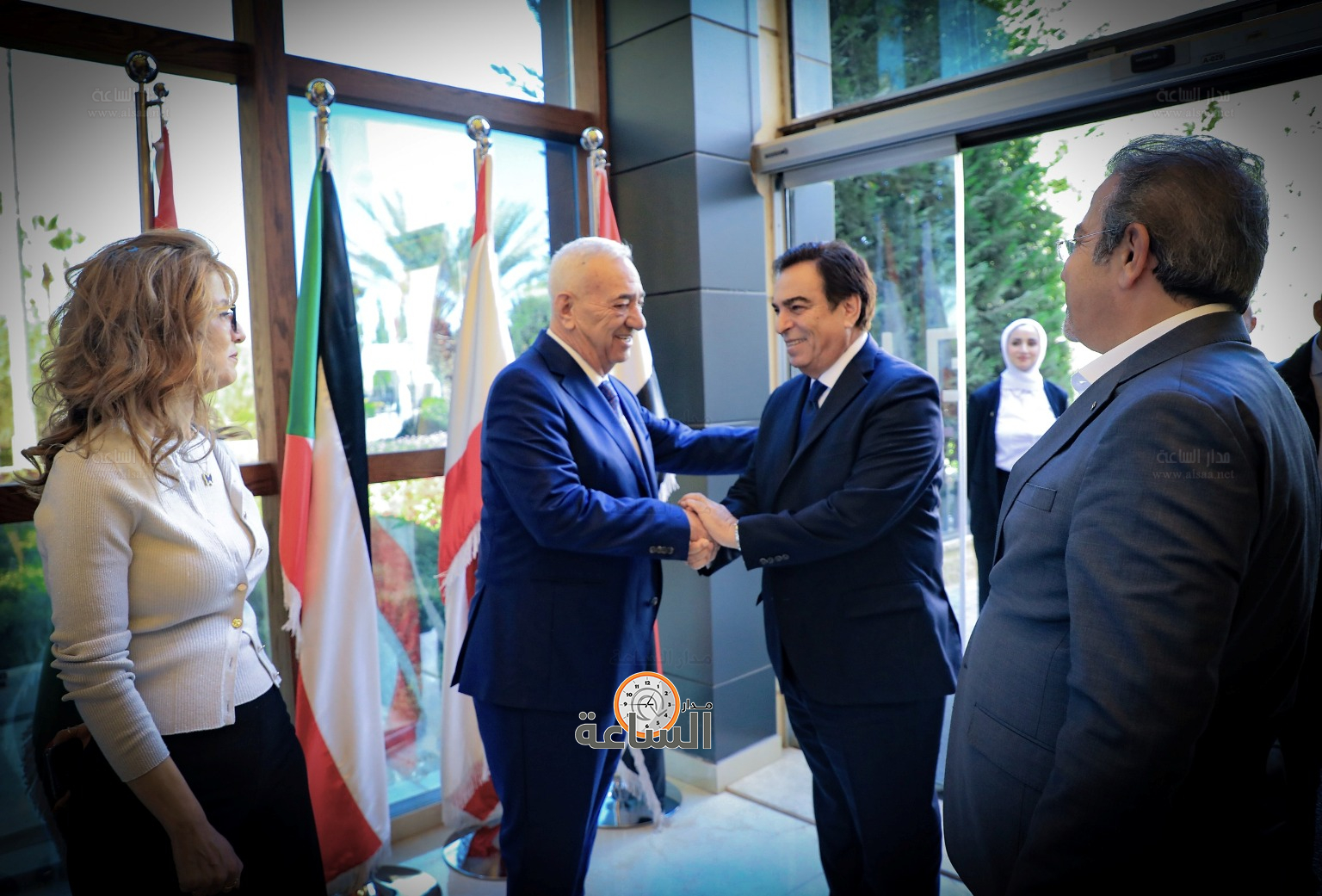 Madar Al-Saa Images 0.8876609170283217