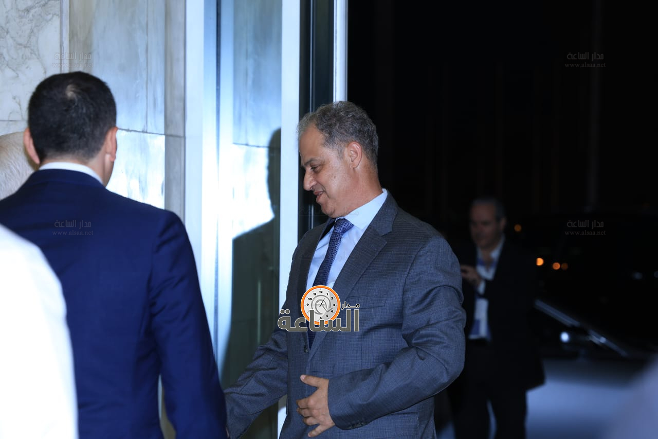 Madar Al-Saa Images 0.010278983547709508