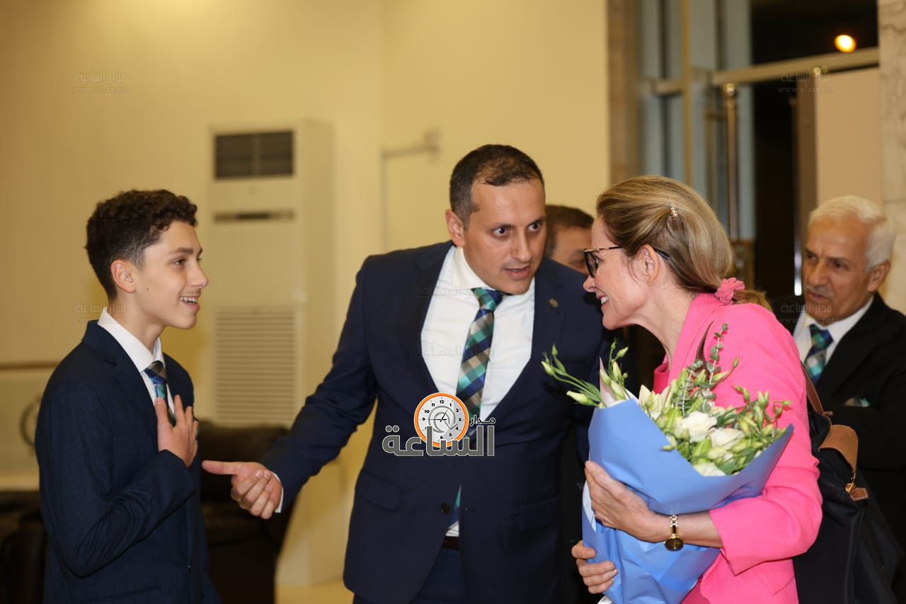 Madar Al-Saa Images 0.12353261371950508