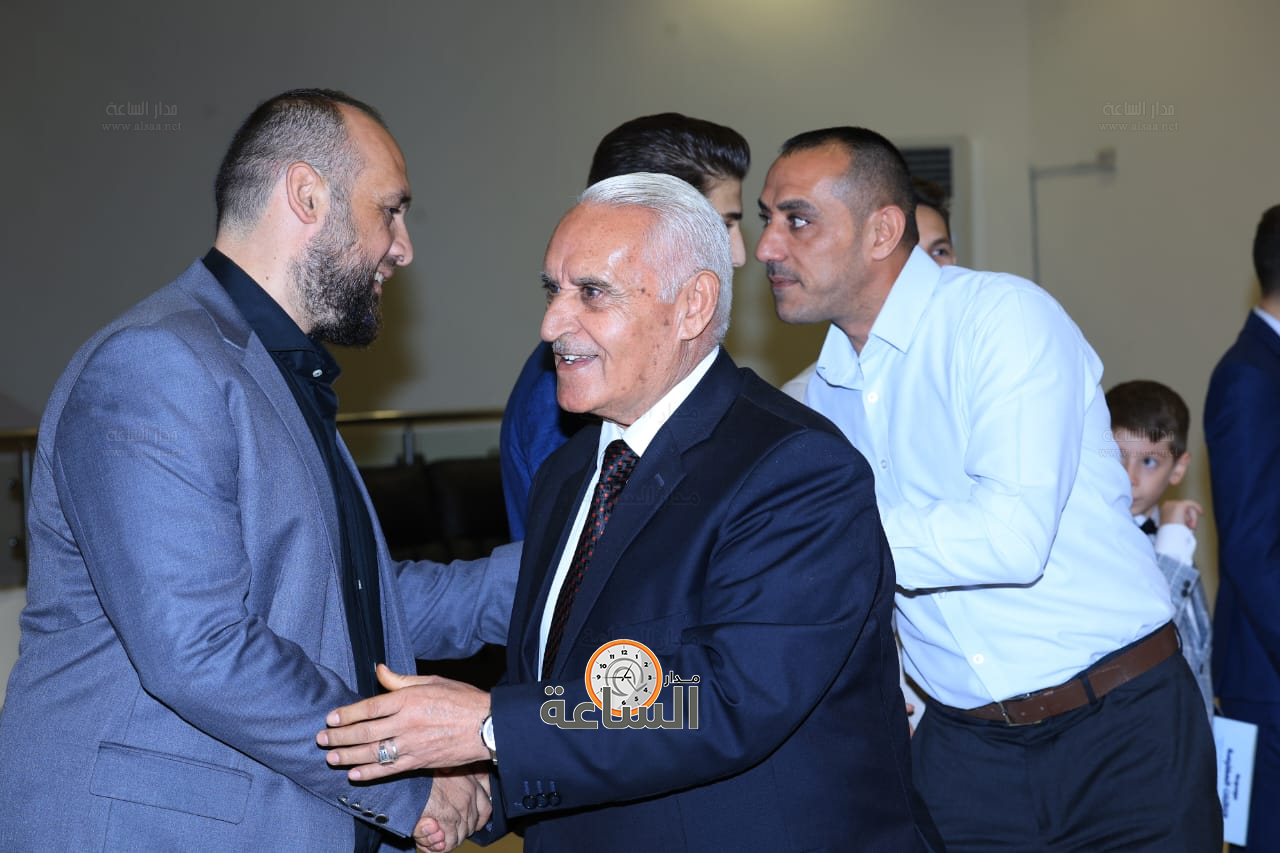 Madar Al-Saa Images 0.45749113141736963